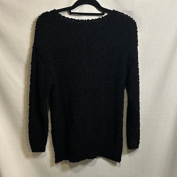 Cozy Black Women's Sweater - Picture 5 of 6